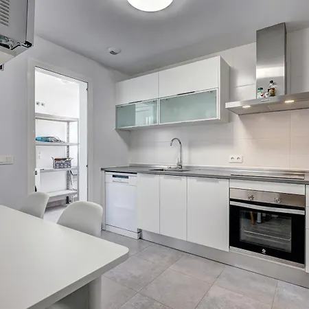 Apartment Terrace, Parking & Pool *