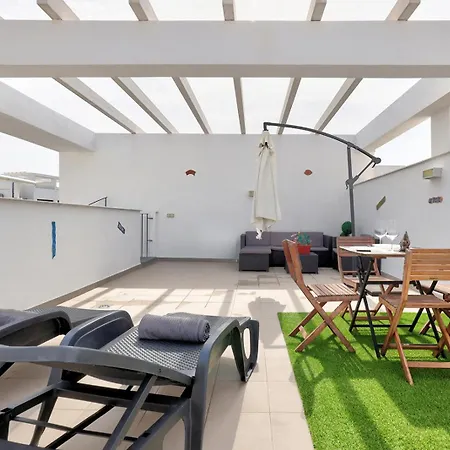 Terrace, Parking & Pool Apartment